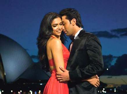 Ranbir Kapoor to ask Deepika Padukone for a ‘chumma’!